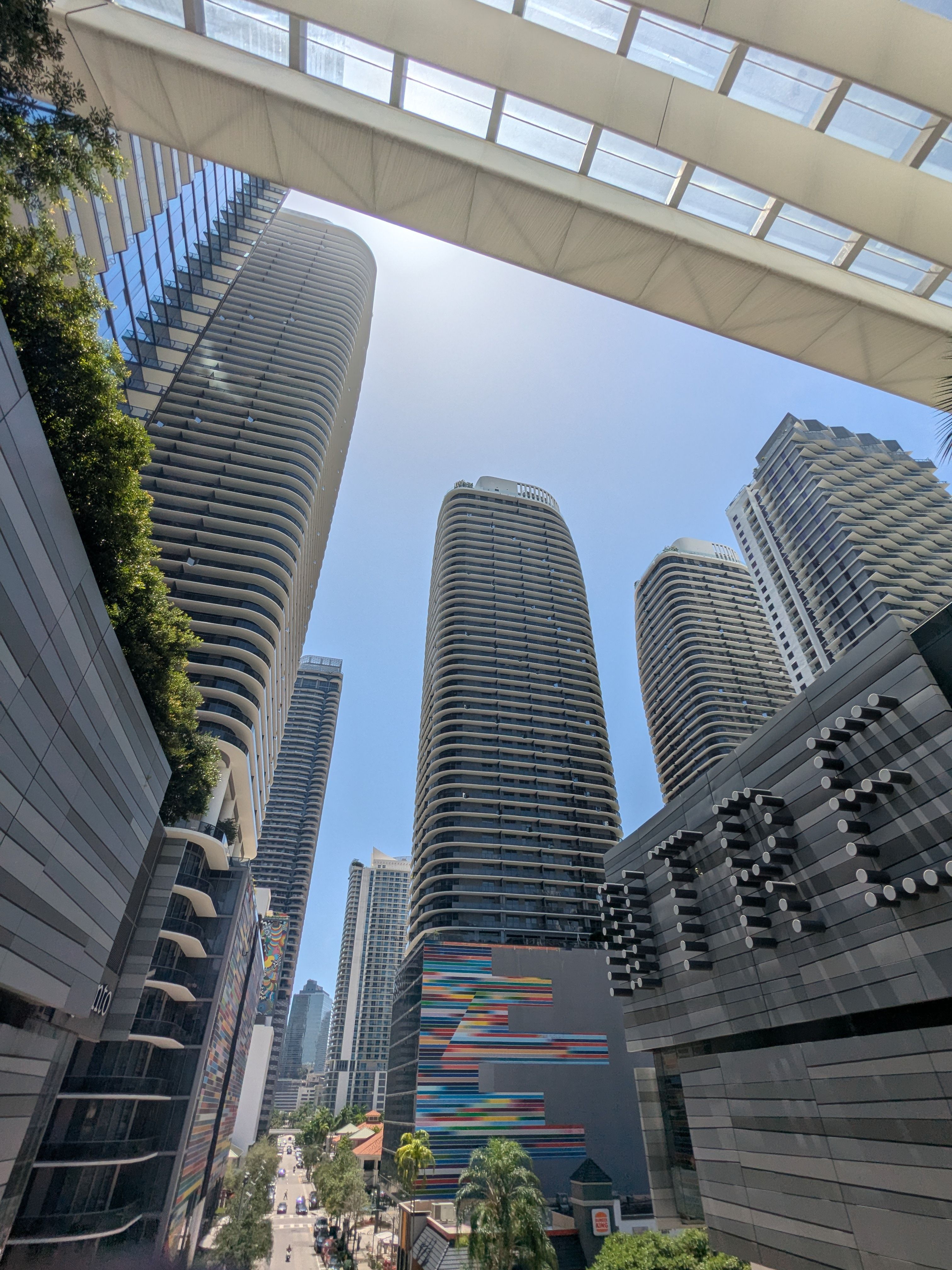 🏨 JW Marriott Miami in Brickell: An Honest Family Review, Cruise Logistics and What Nobody Tells You