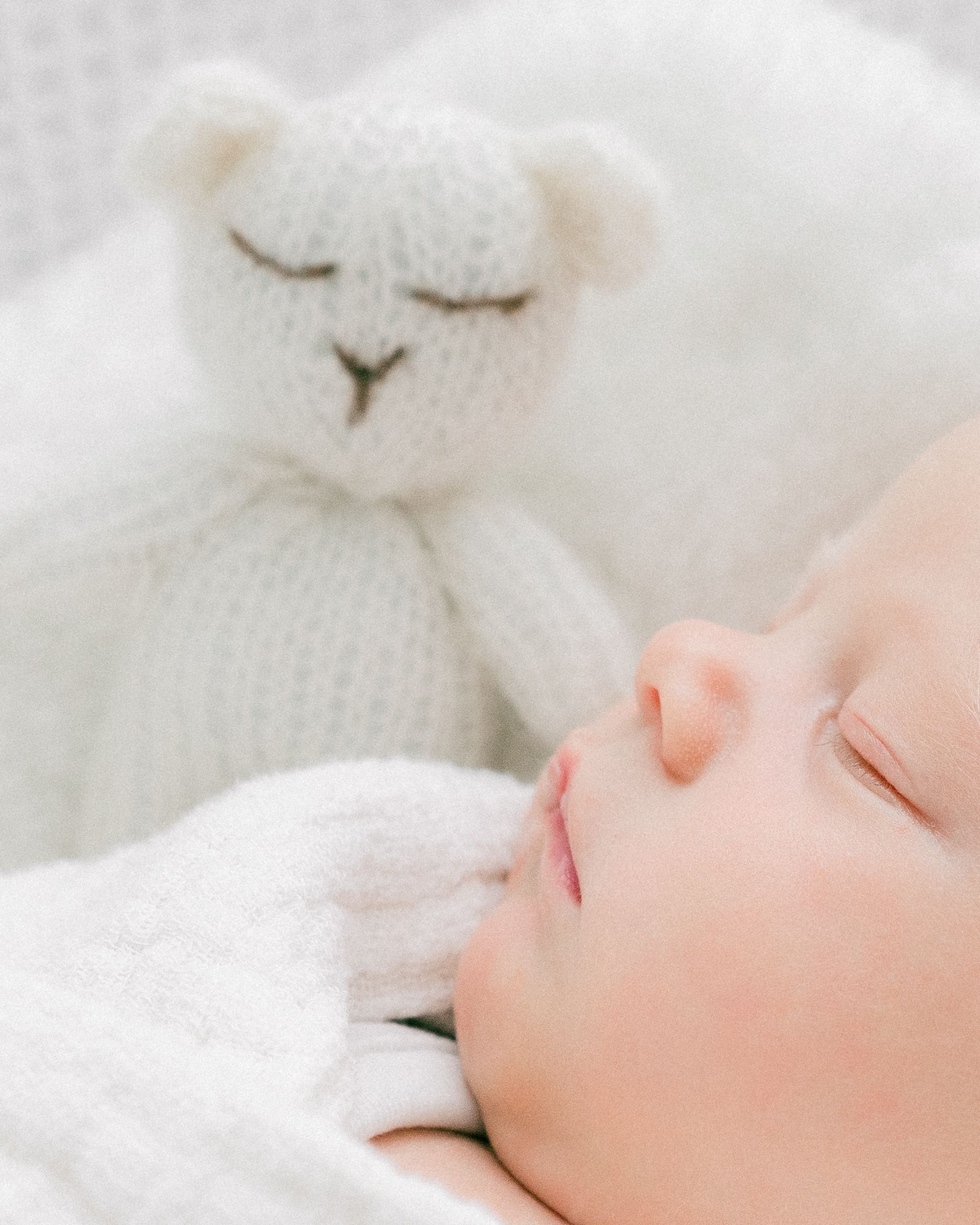 🌙 Baby Sleep Routine for 6 to 8 Months: Schedules, Naps and a Gentle Method Without Excessive Crying